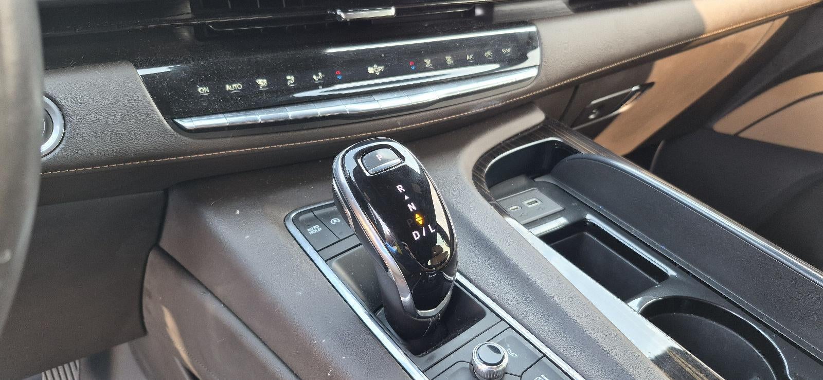 2022 Cadillac Escalade ESV Sport