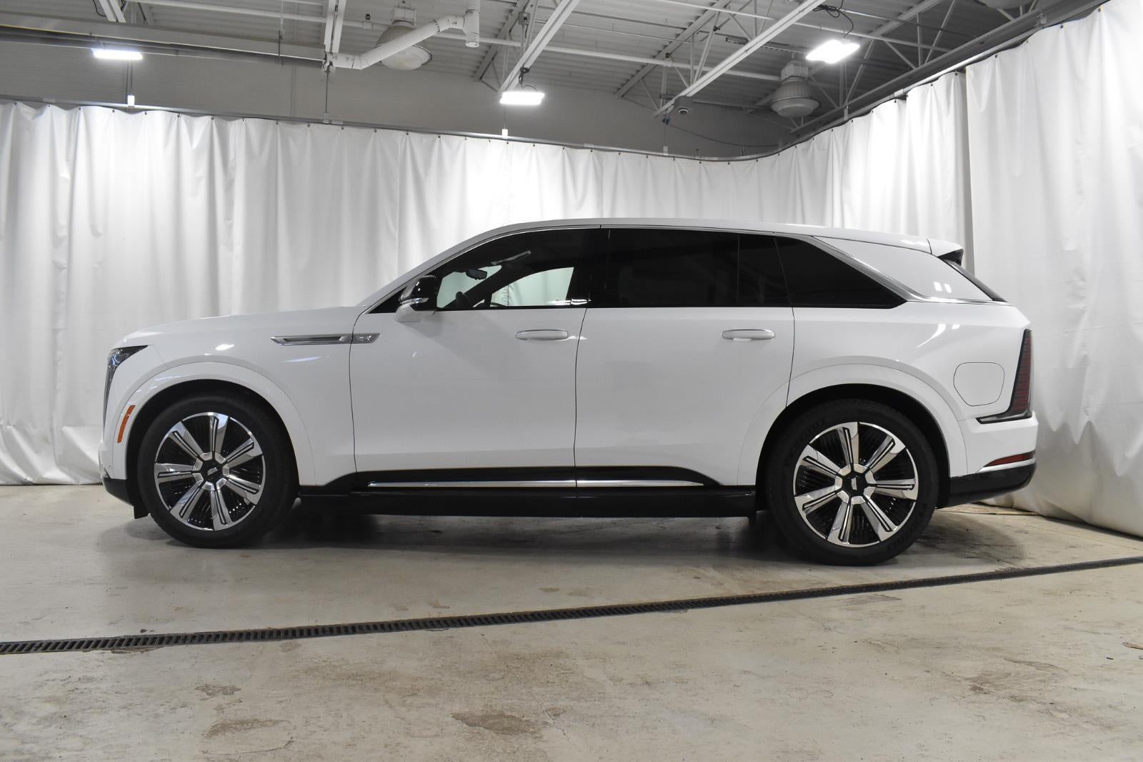 2025 Cadillac ESCALADE IQ Luxury 1