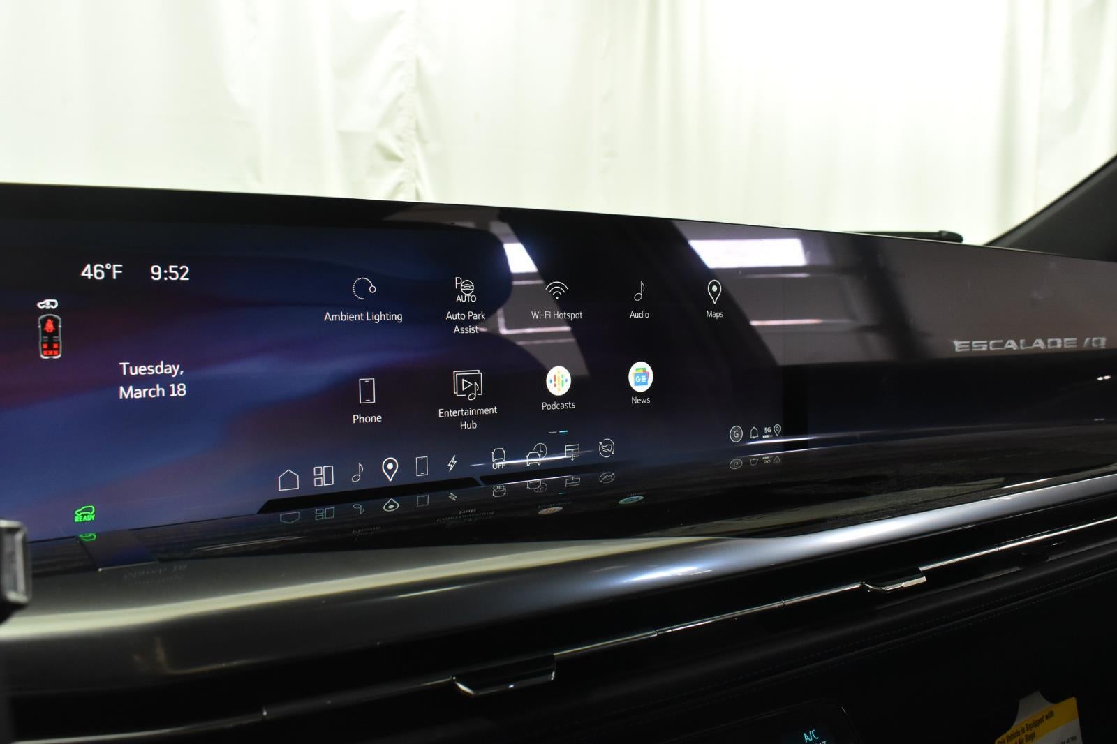 2025 Cadillac ESCALADE IQ Luxury 1