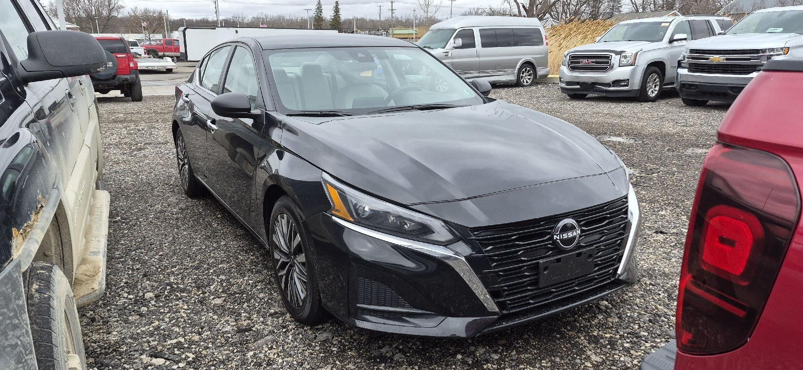 2024 Nissan Altima SV