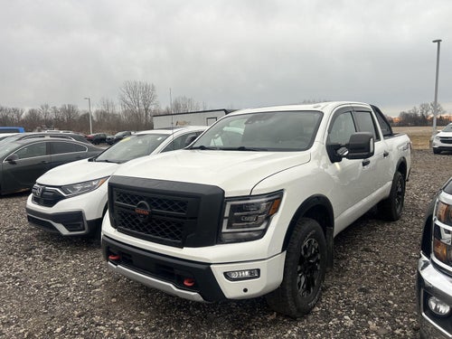 2021 Nissan TITAN Crew Cab PRO-4X 4x4