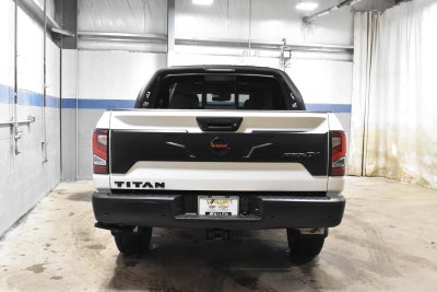 2021 Nissan TITAN Crew Cab PRO-4X 4x4