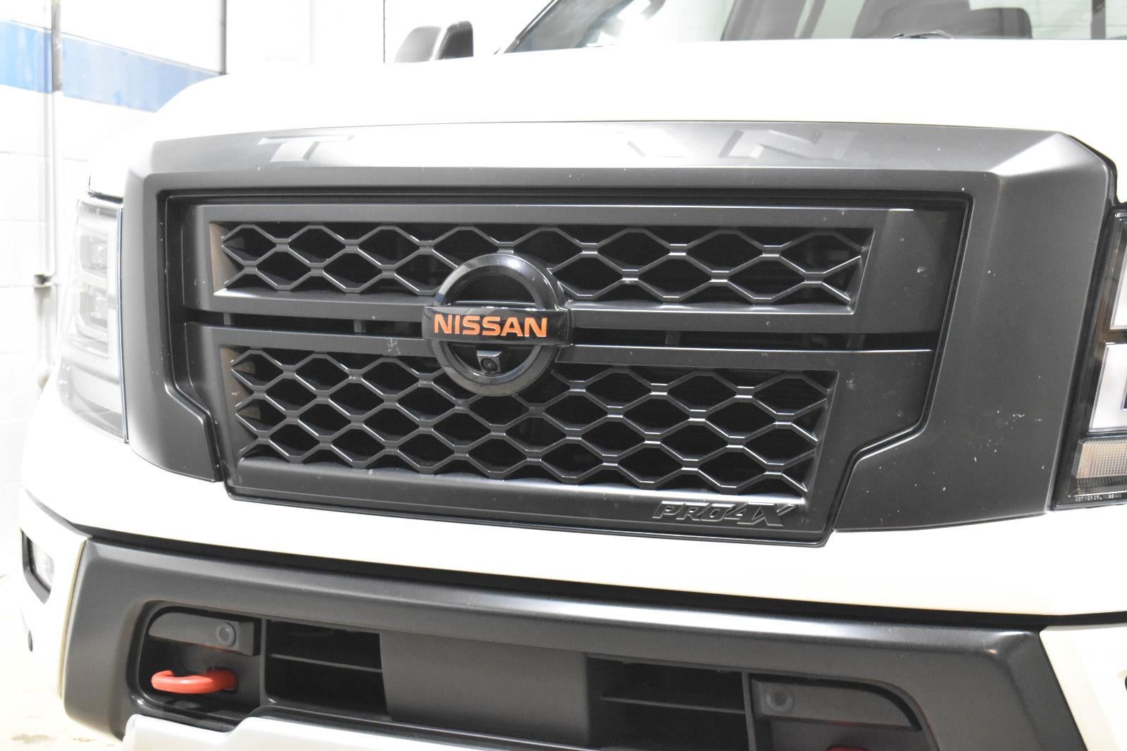 2021 Nissan TITAN Crew Cab PRO-4X 4x4