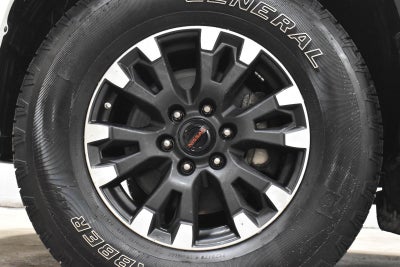 2021 Nissan TITAN Crew Cab PRO-4X 4x4