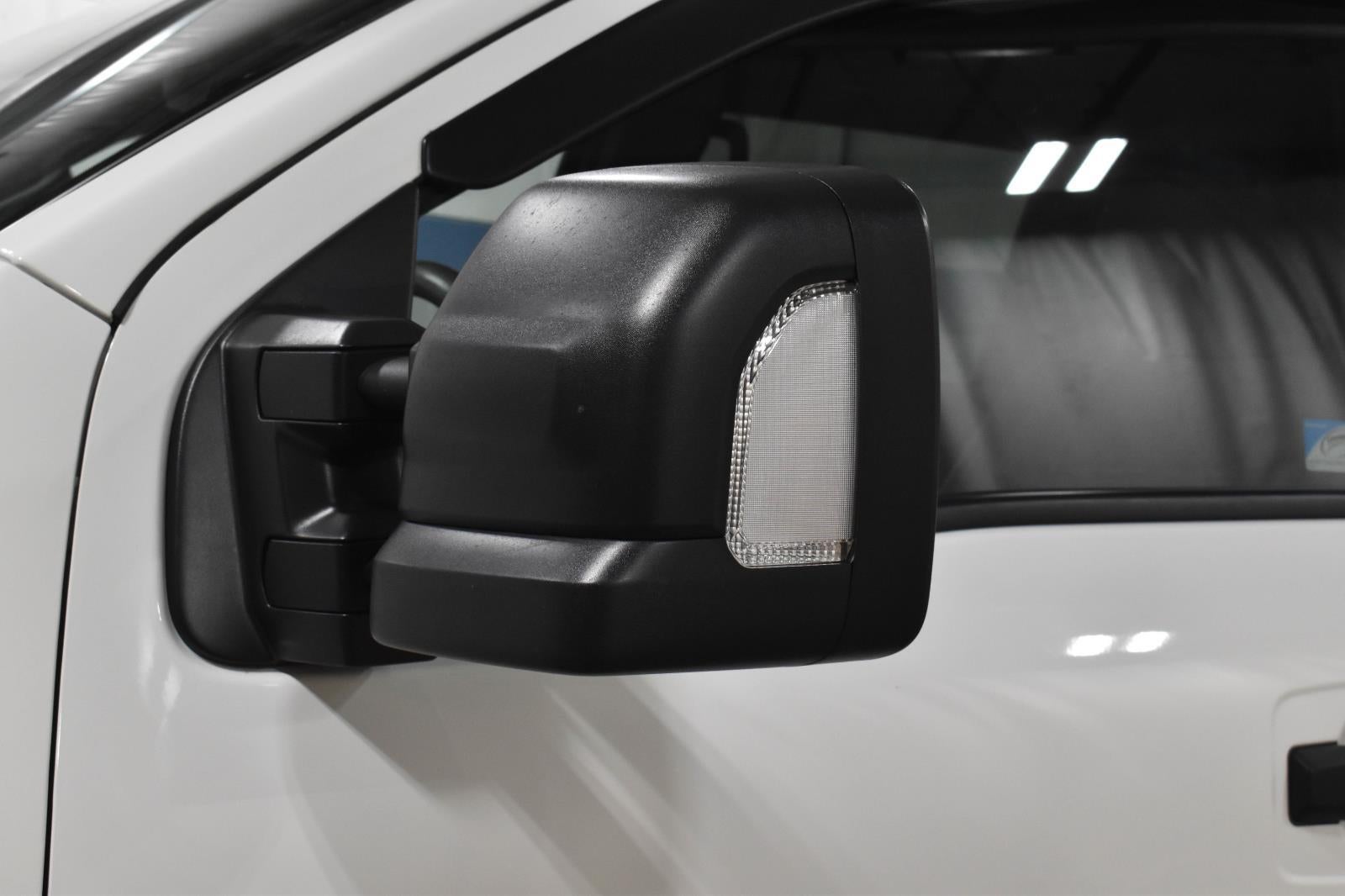 2021 Nissan TITAN Crew Cab PRO-4X 4x4