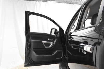 2017 Nissan Titan XD SL