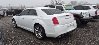 2019 Chrysler 300 Touring L