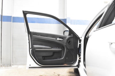 2023 Chrysler 300 Touring L