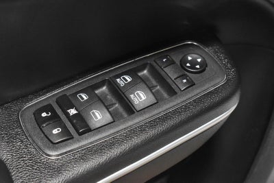 2023 Chrysler 300 Touring L