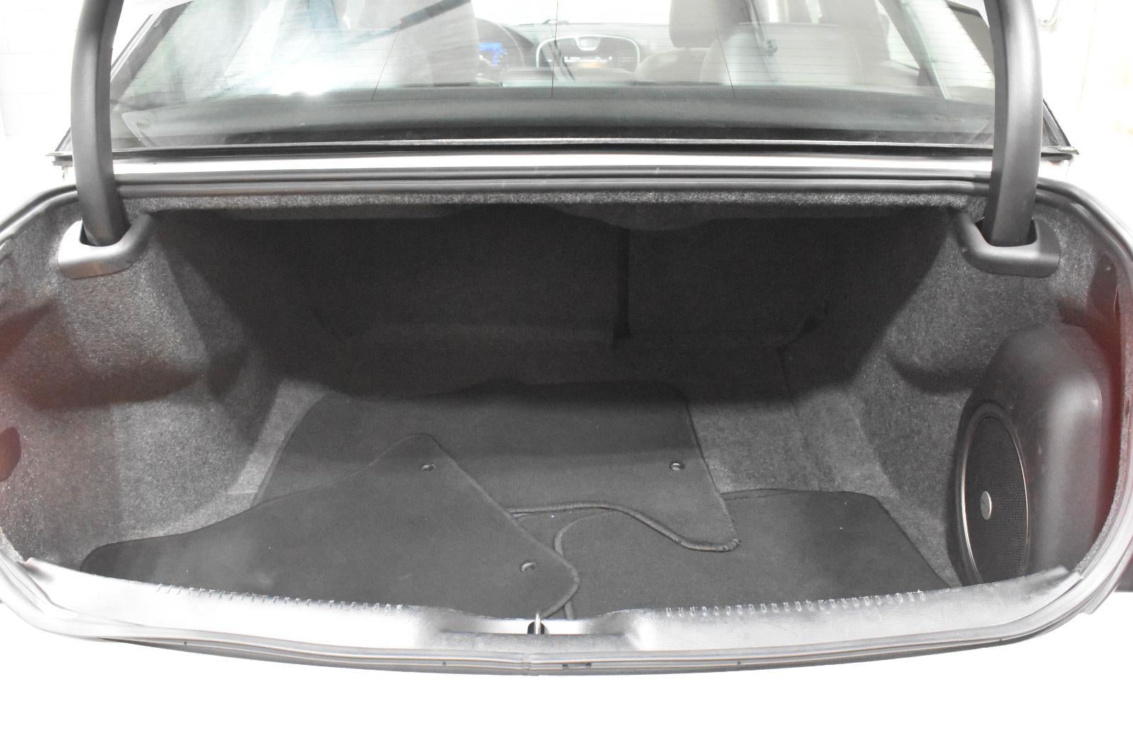 2023 Chrysler 300 Touring L