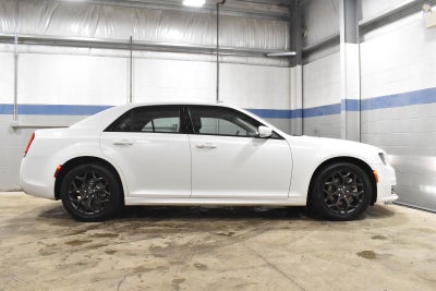 2023 Chrysler 300 Touring L