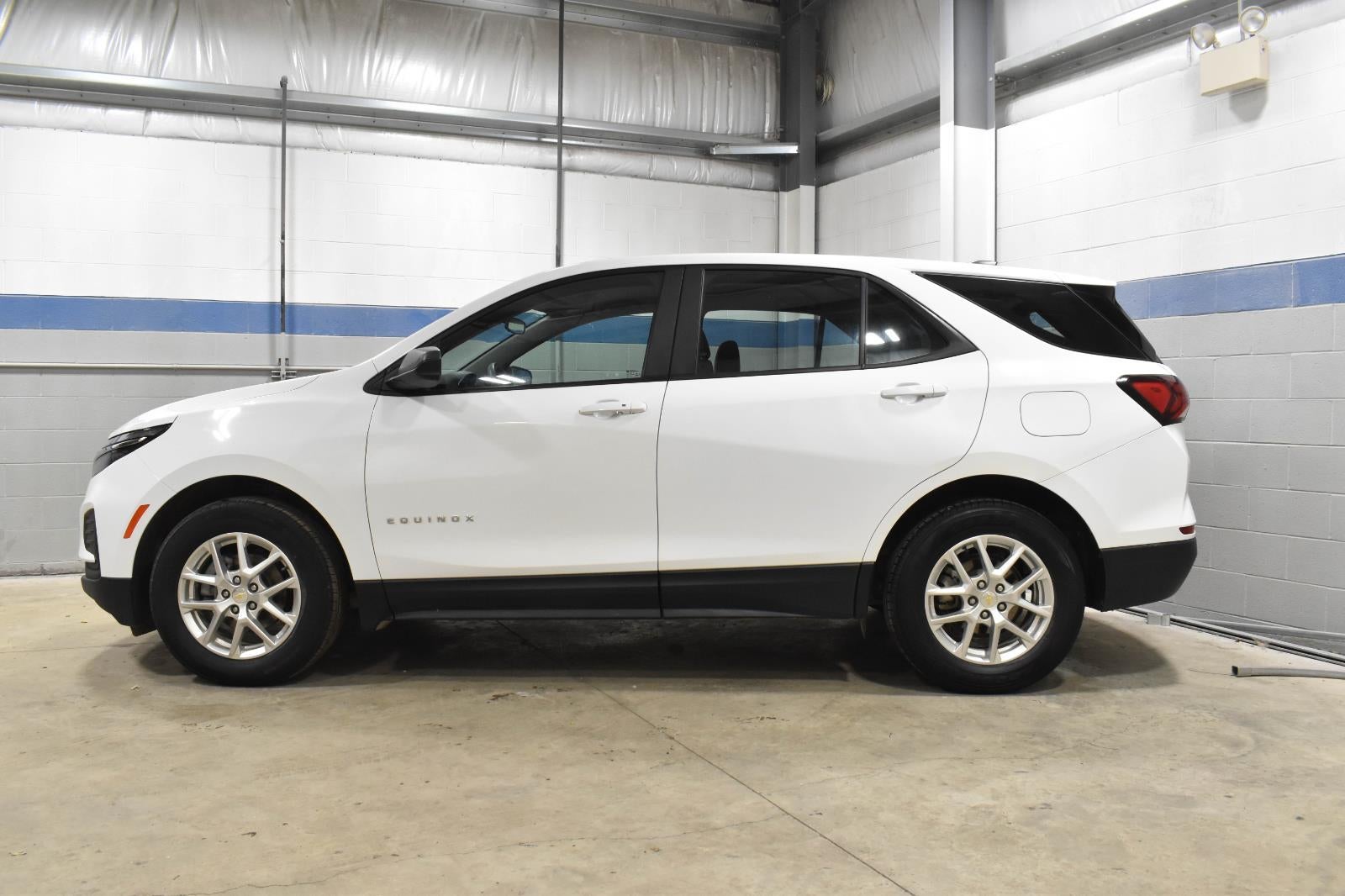 2022 Chevrolet Equinox LS