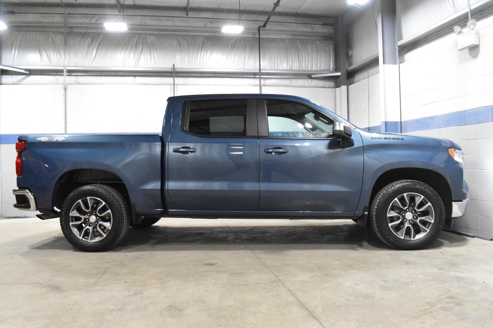 2024 Chevrolet Silverado 1500 LT (2FL)