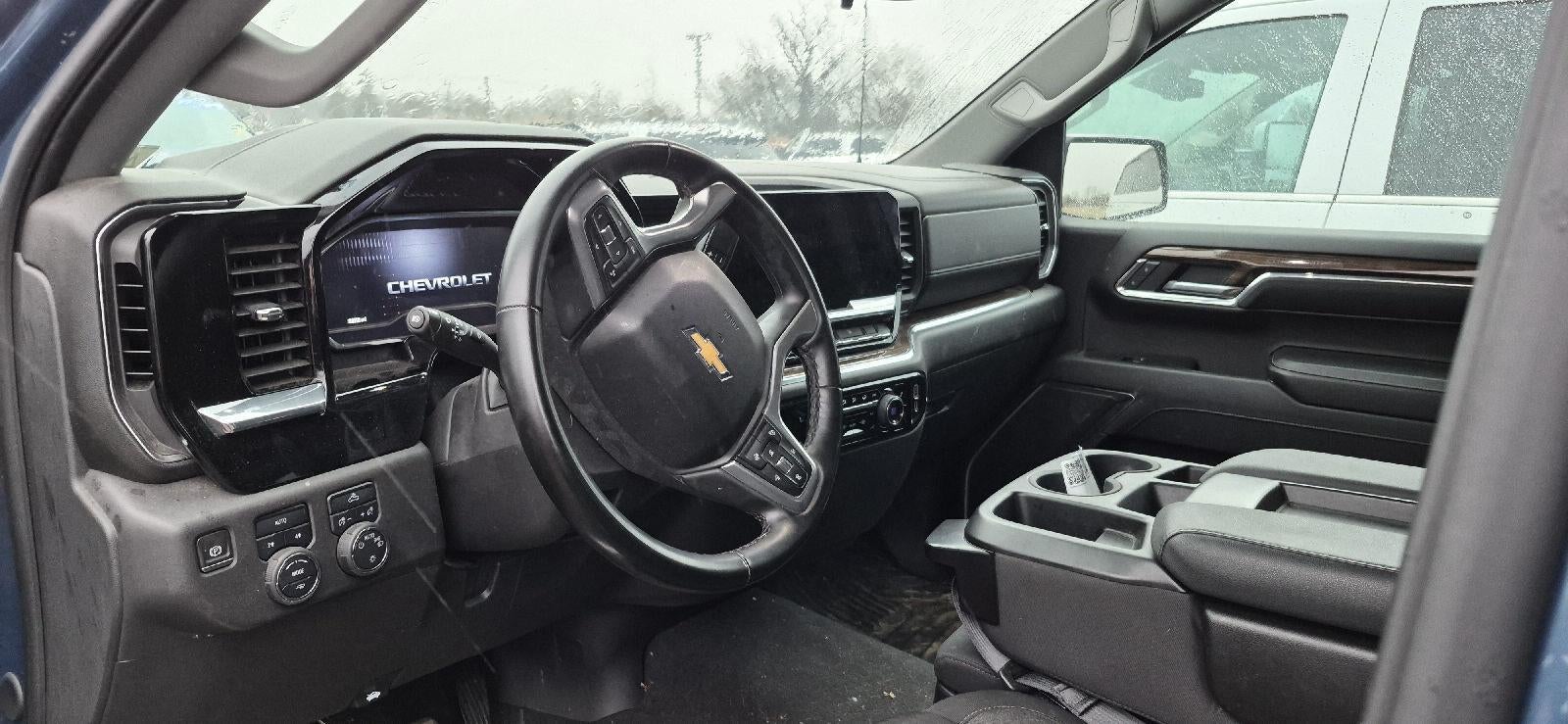 2024 Chevrolet Silverado 1500 LT (2FL)