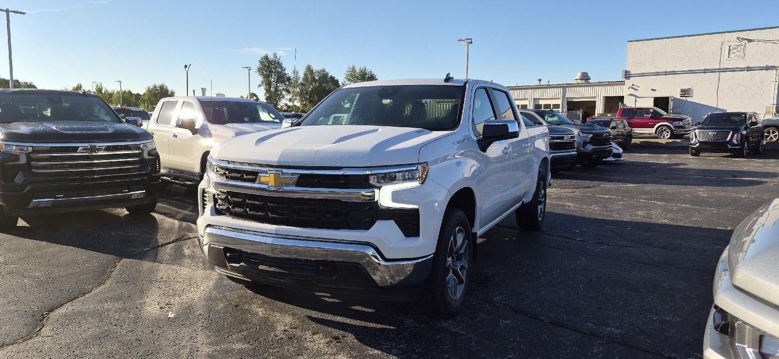2026 Chevrolet Silverado 1500 LT (2FL)