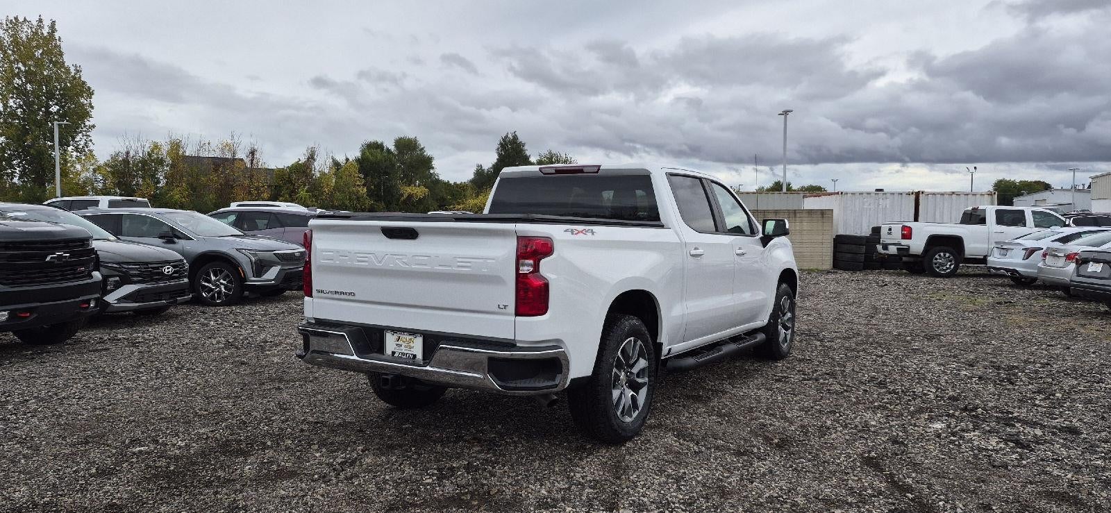 2026 Chevrolet Silverado 1500 LT (2FL)