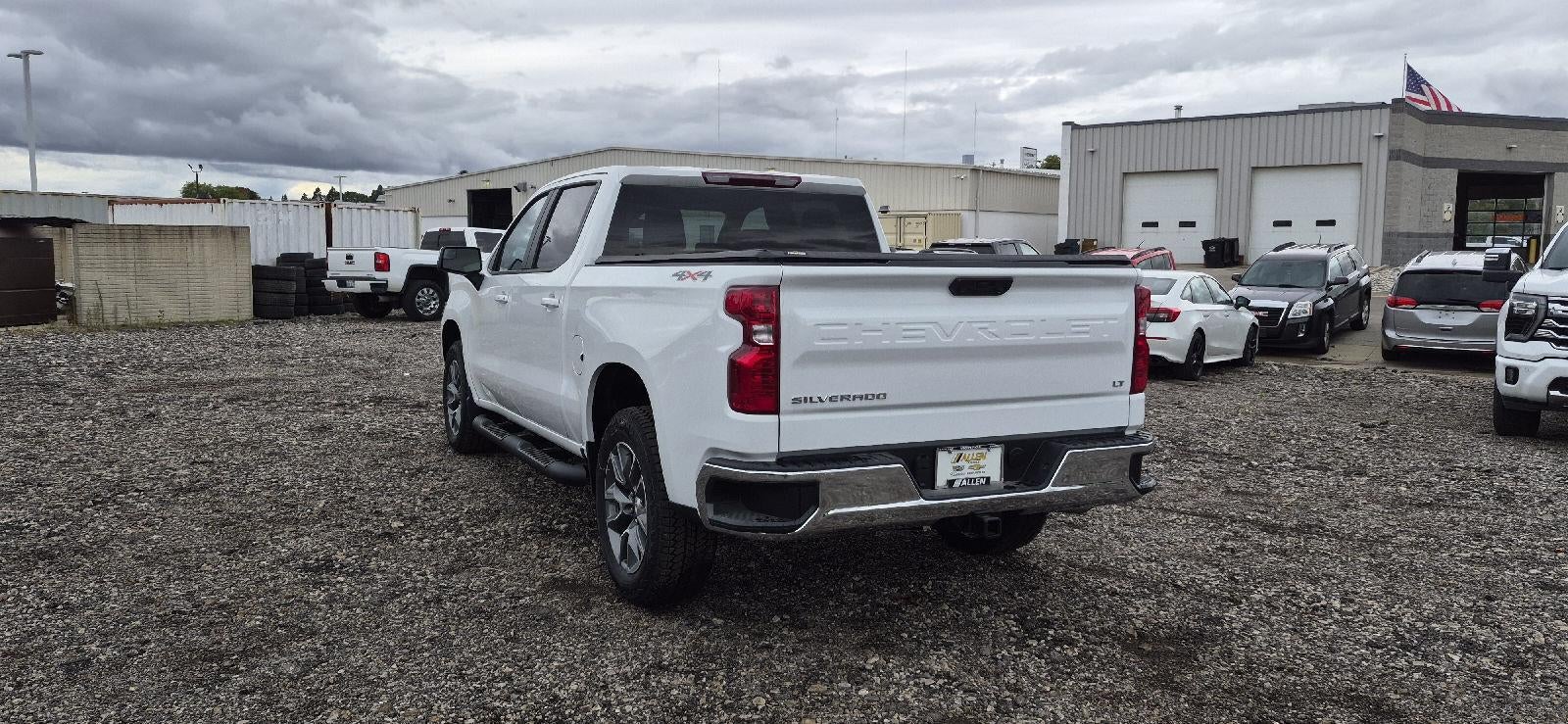 2026 Chevrolet Silverado 1500 LT (2FL)