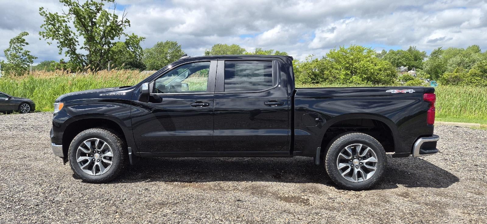 2026 Chevrolet Silverado 1500 LT - Photo 9