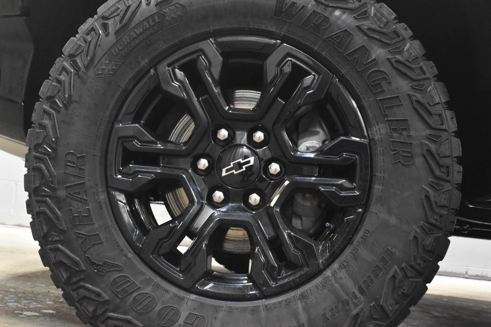 2023 Chevrolet Silverado 1500 ZR2