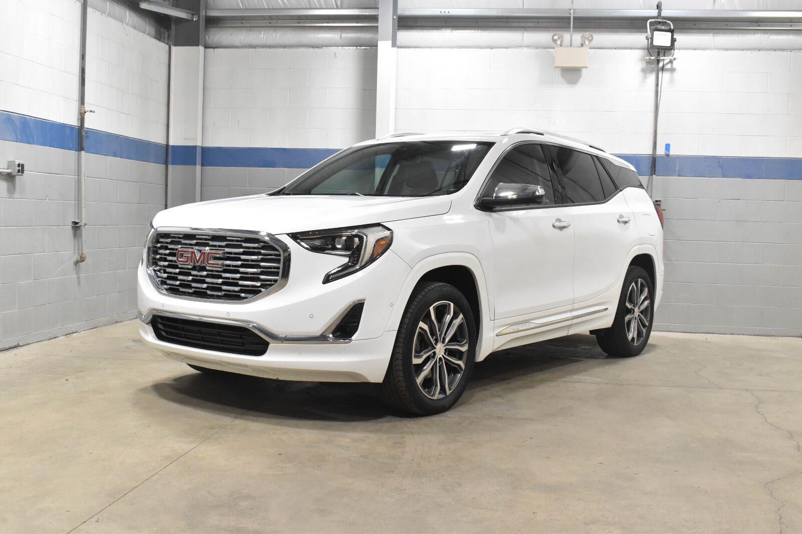 Used 2018 GMC Terrain Denali with VIN 3GKALXEX8JL248564 for sale in Monroe, MI