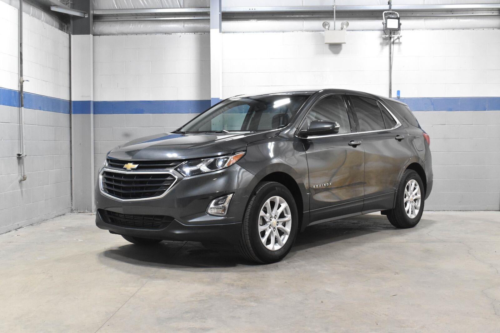 Used 2018 Chevrolet Equinox LT with VIN 3GNAXJEV4JL390705 for sale in Monroe, MI