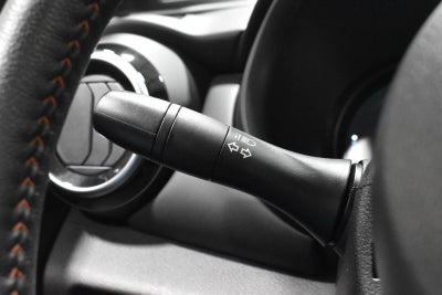 2023 Nissan Kicks SR Xtronic CVT