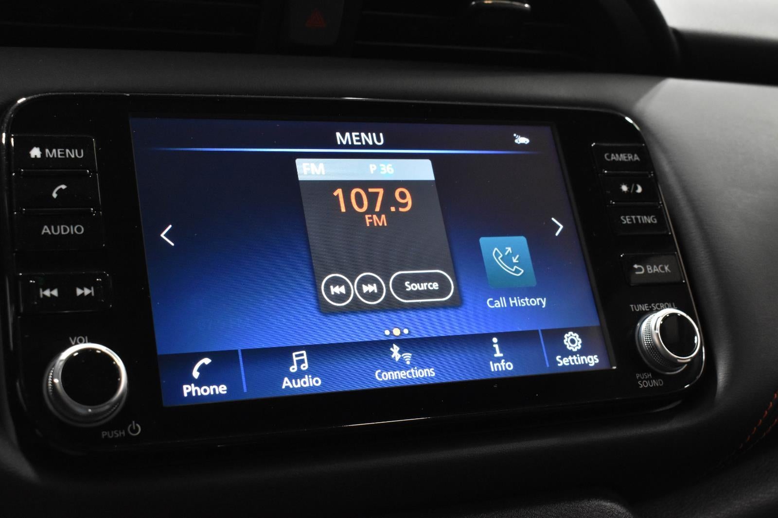 2023 Nissan Kicks SR Xtronic CVT