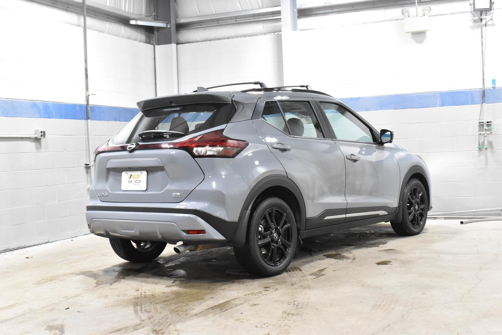2023 Nissan Kicks SR Xtronic CVT
