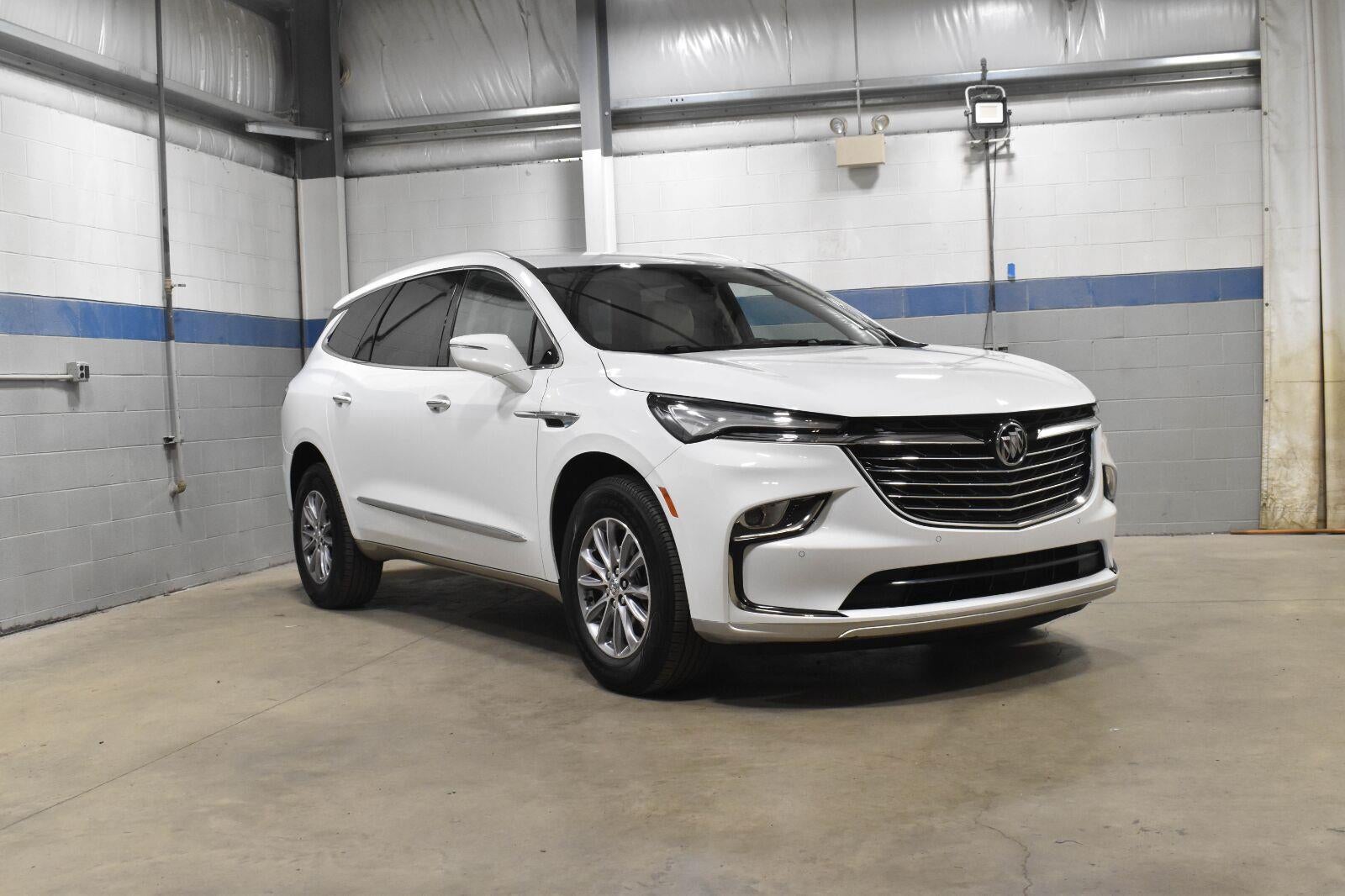 2024 Buick Enclave Essence
