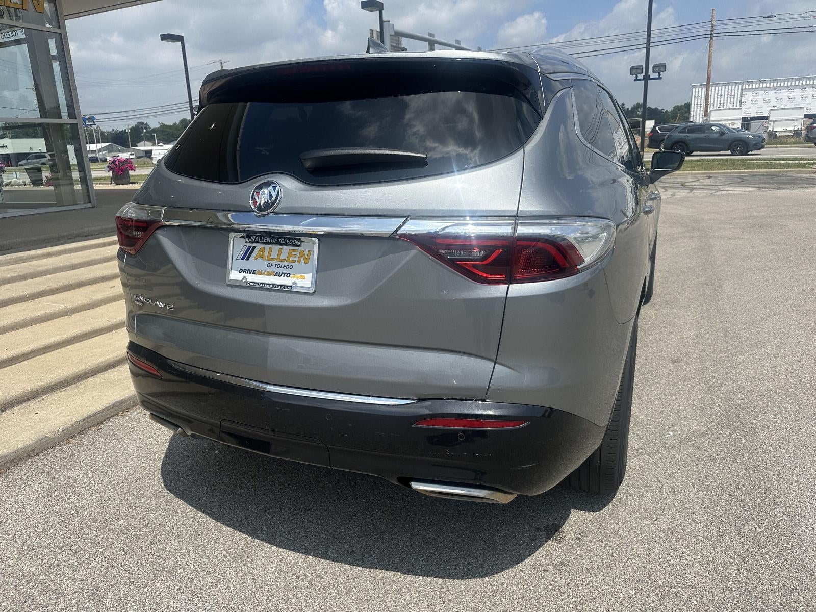 2023 Buick Enclave Essence
