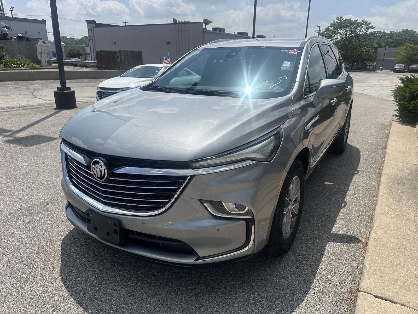 2023 Buick Enclave Essence