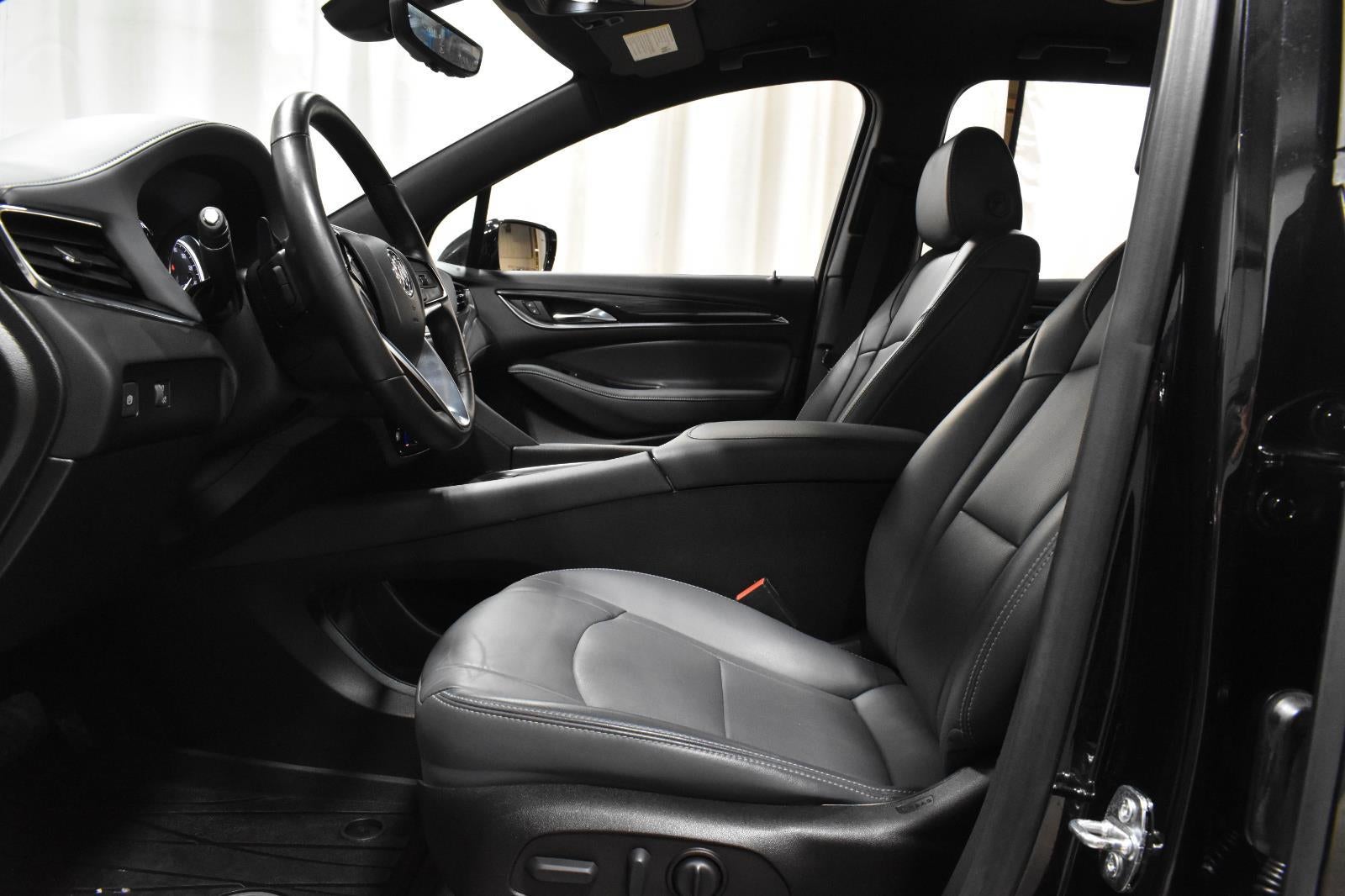 2022 Buick Enclave Essence