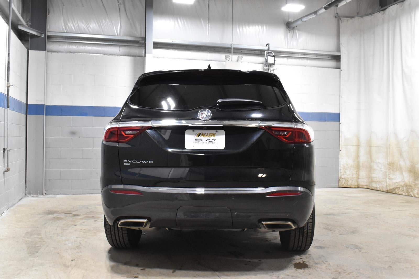 2023 Buick Enclave Essence