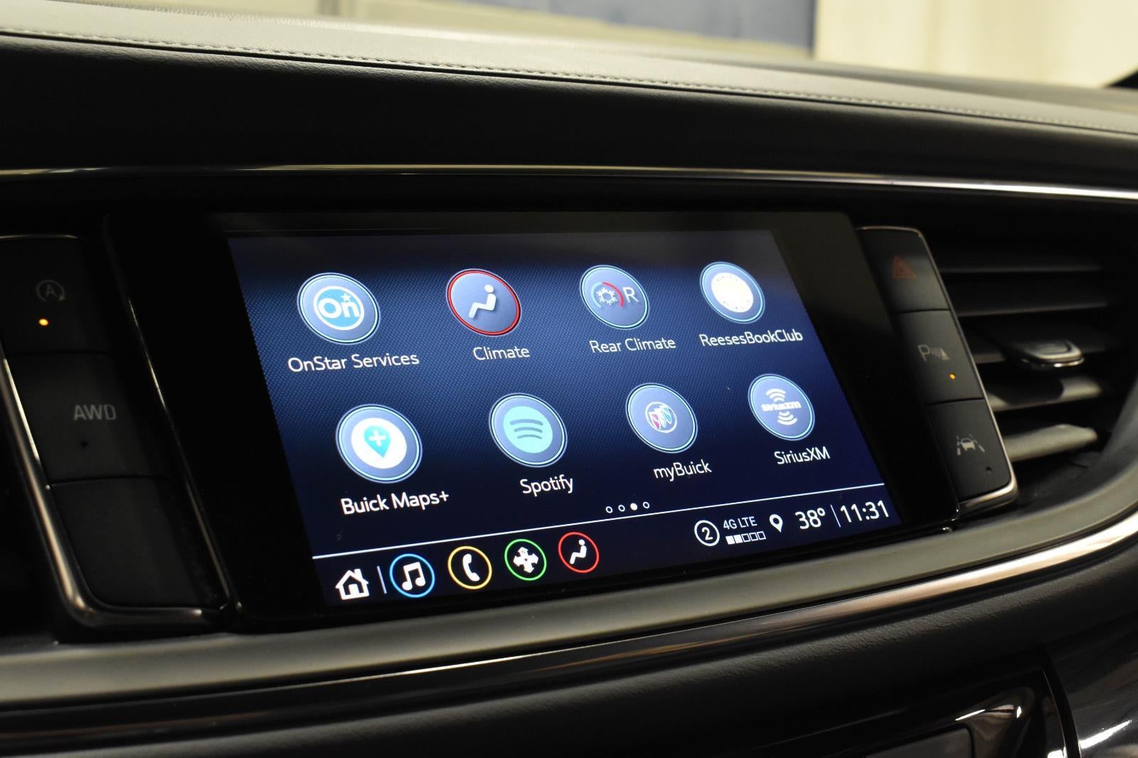 2023 Buick Enclave Essence