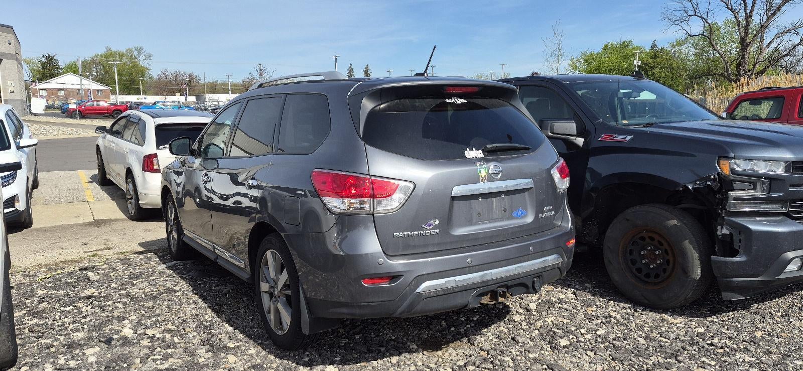 2015 Nissan Pathfinder Platinum