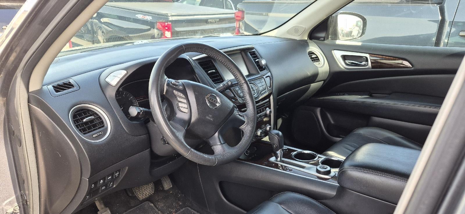 2015 Nissan Pathfinder Platinum