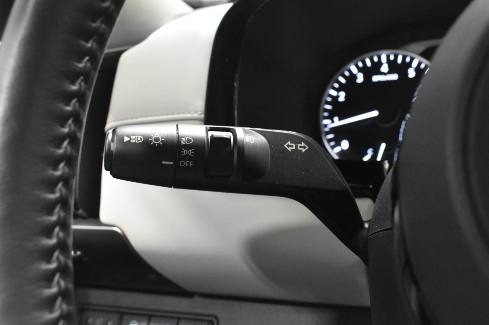 2022 Nissan Pathfinder SL 4WD