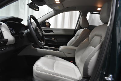 2022 Nissan Pathfinder SL 4WD