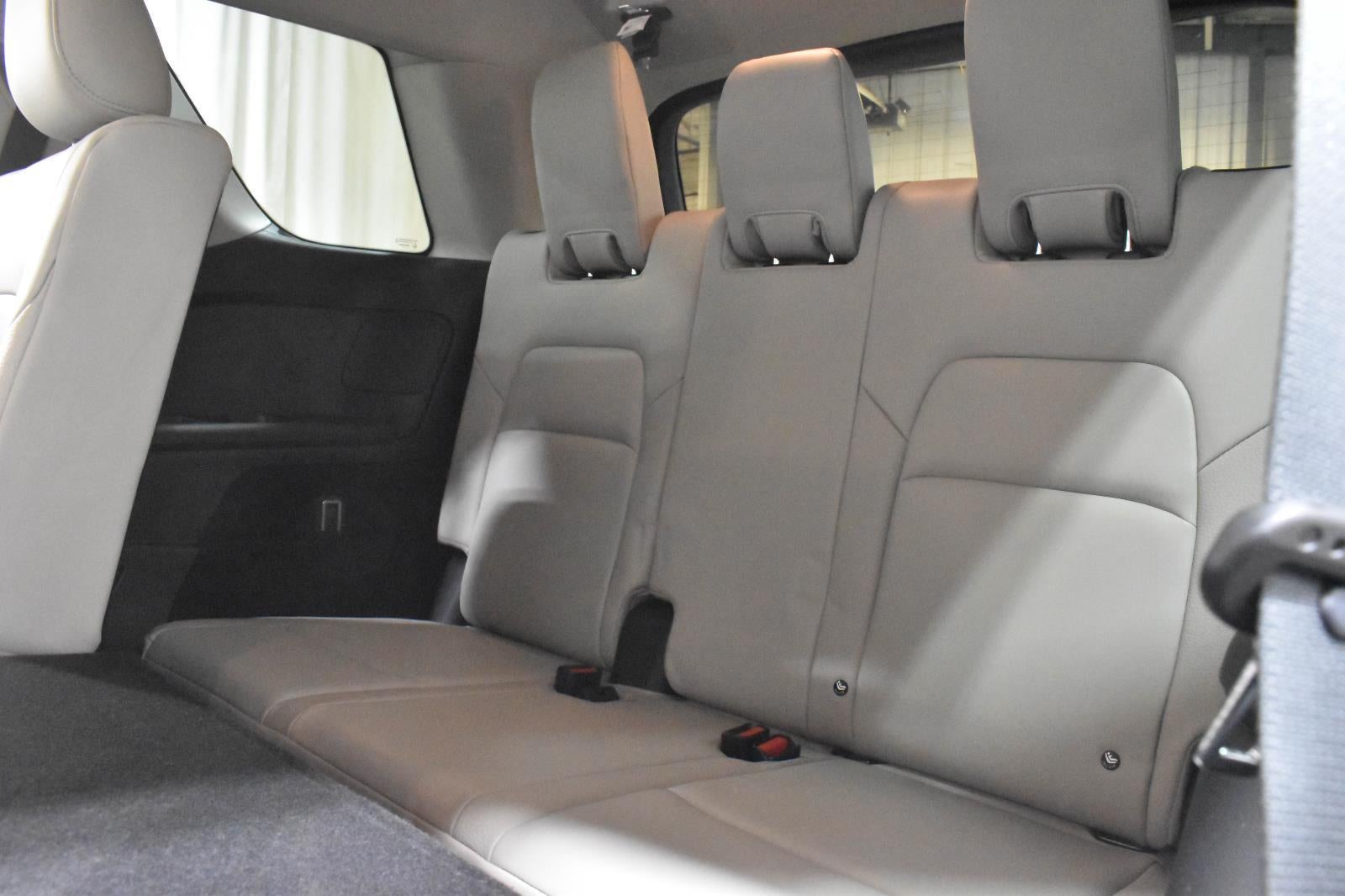 2022 Nissan Pathfinder SL 4WD