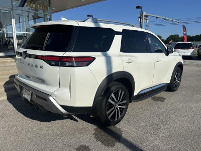 2023 Nissan Pathfinder Platinum 4WD