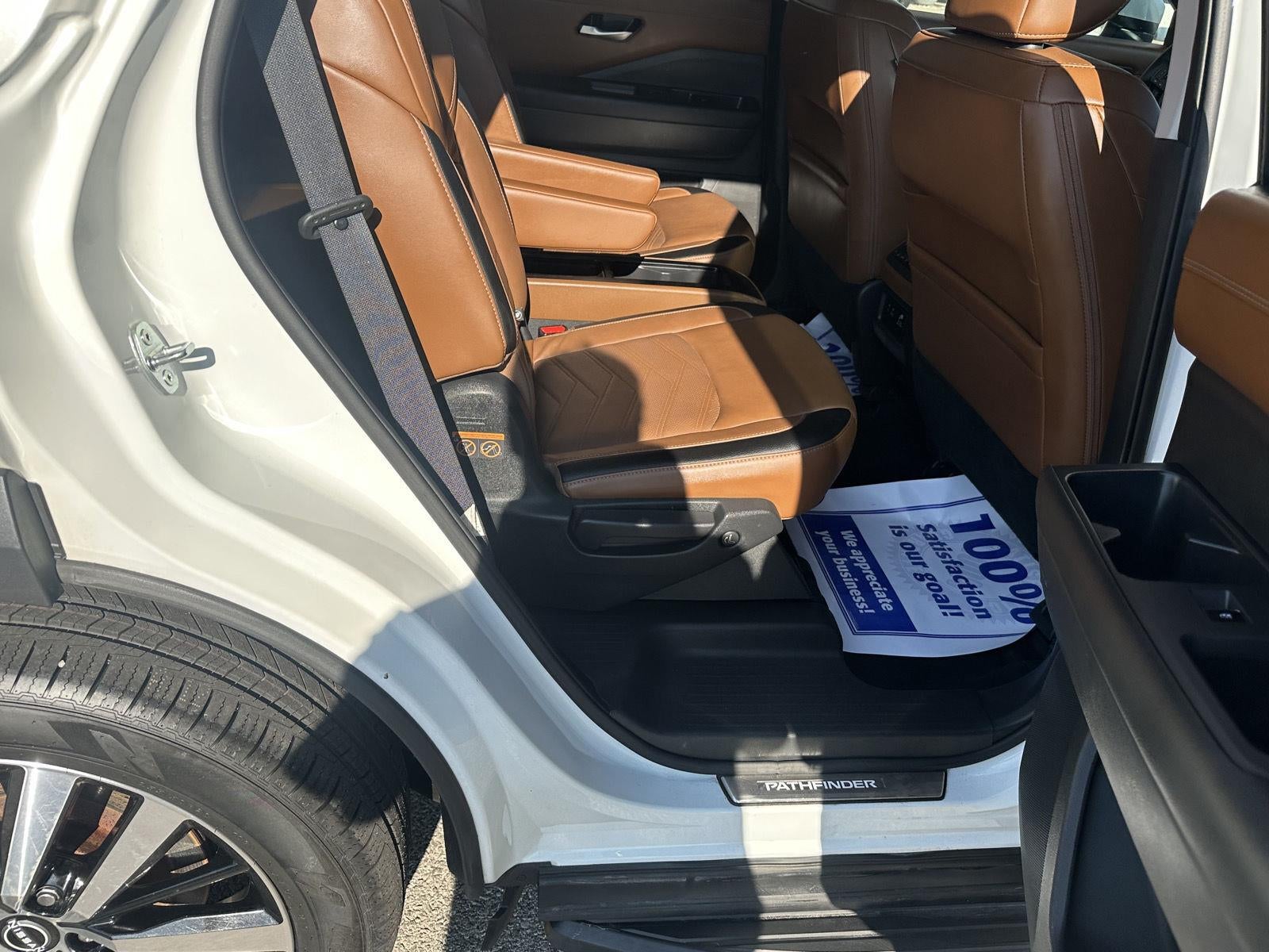 2023 Nissan Pathfinder Platinum 4WD