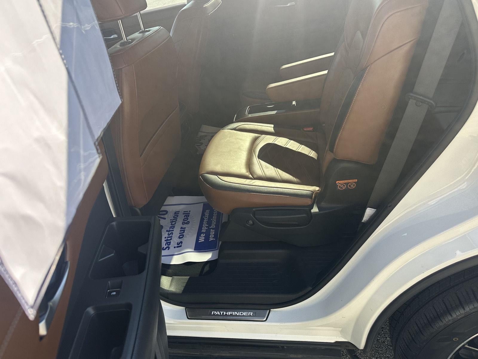 2023 Nissan Pathfinder Platinum 4WD