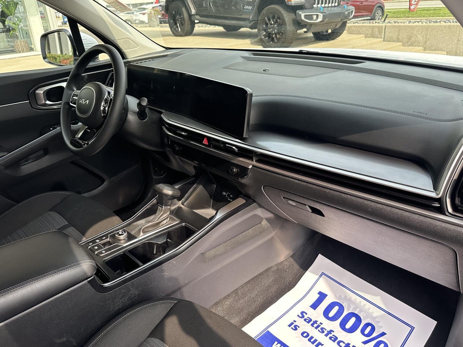 2025 Kia Sorento LX