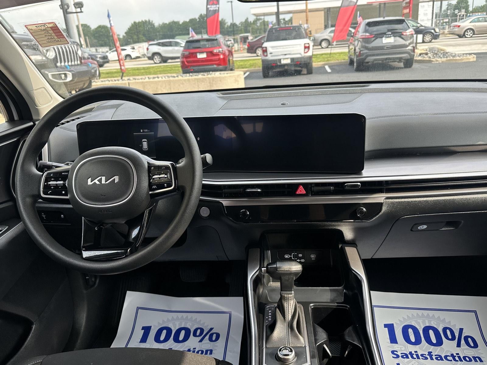 2025 Kia Sorento LX