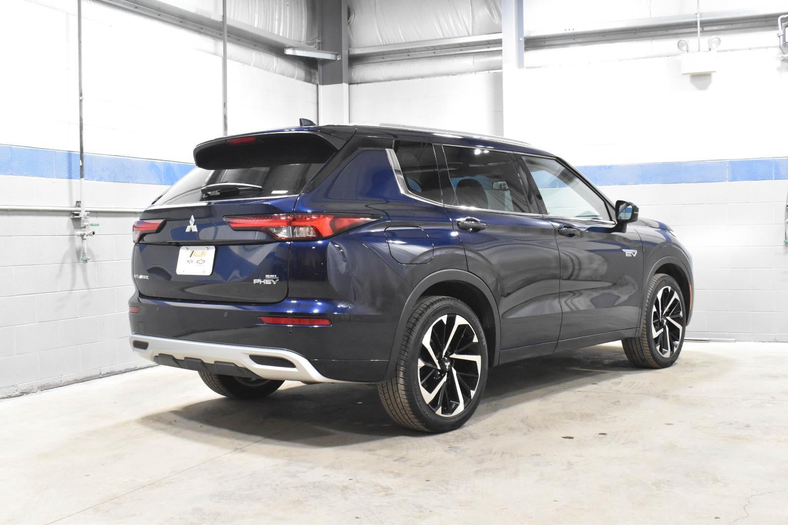 2023 Mitsubishi Outlander PHEV SEL S-AWC
