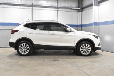 2020 Nissan Rogue Sport SV FWD Xtronic CVT