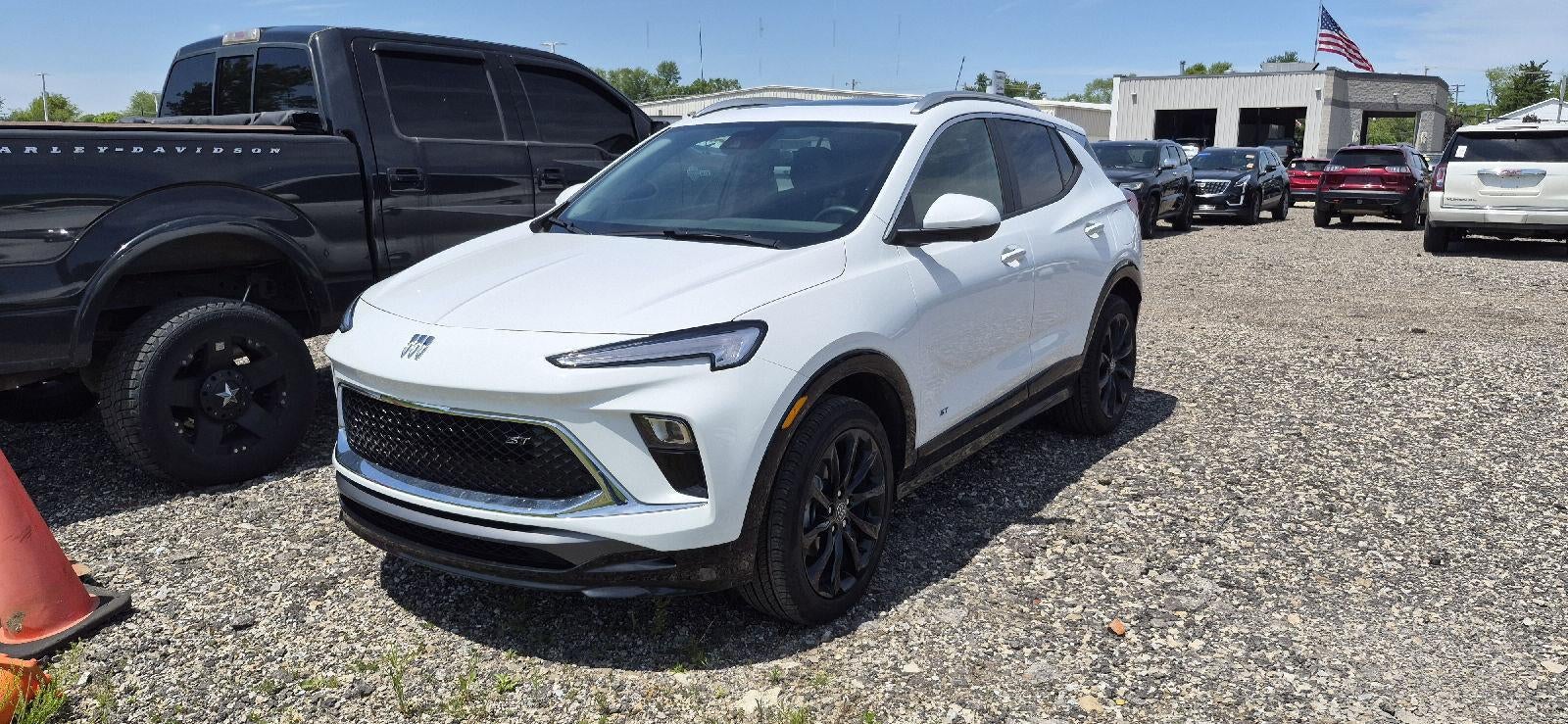 2026 Buick Encore GX Sport Touring AWD's photo