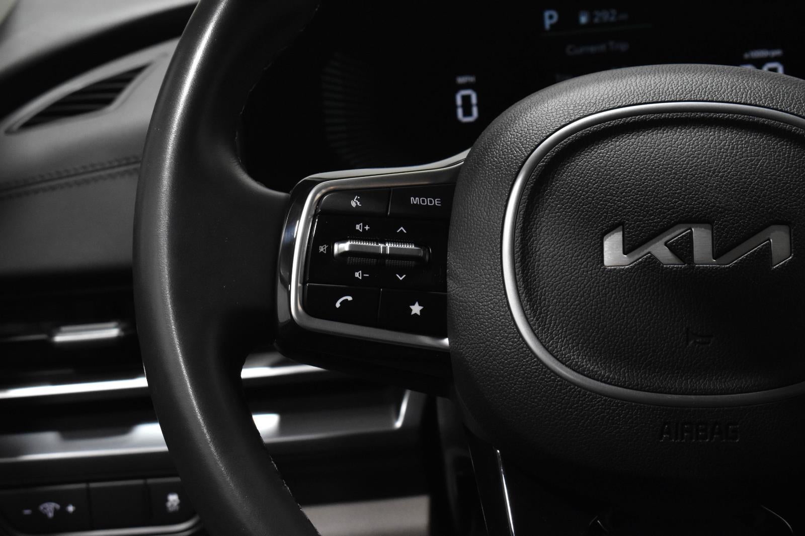 2025 Kia Carnival LXS