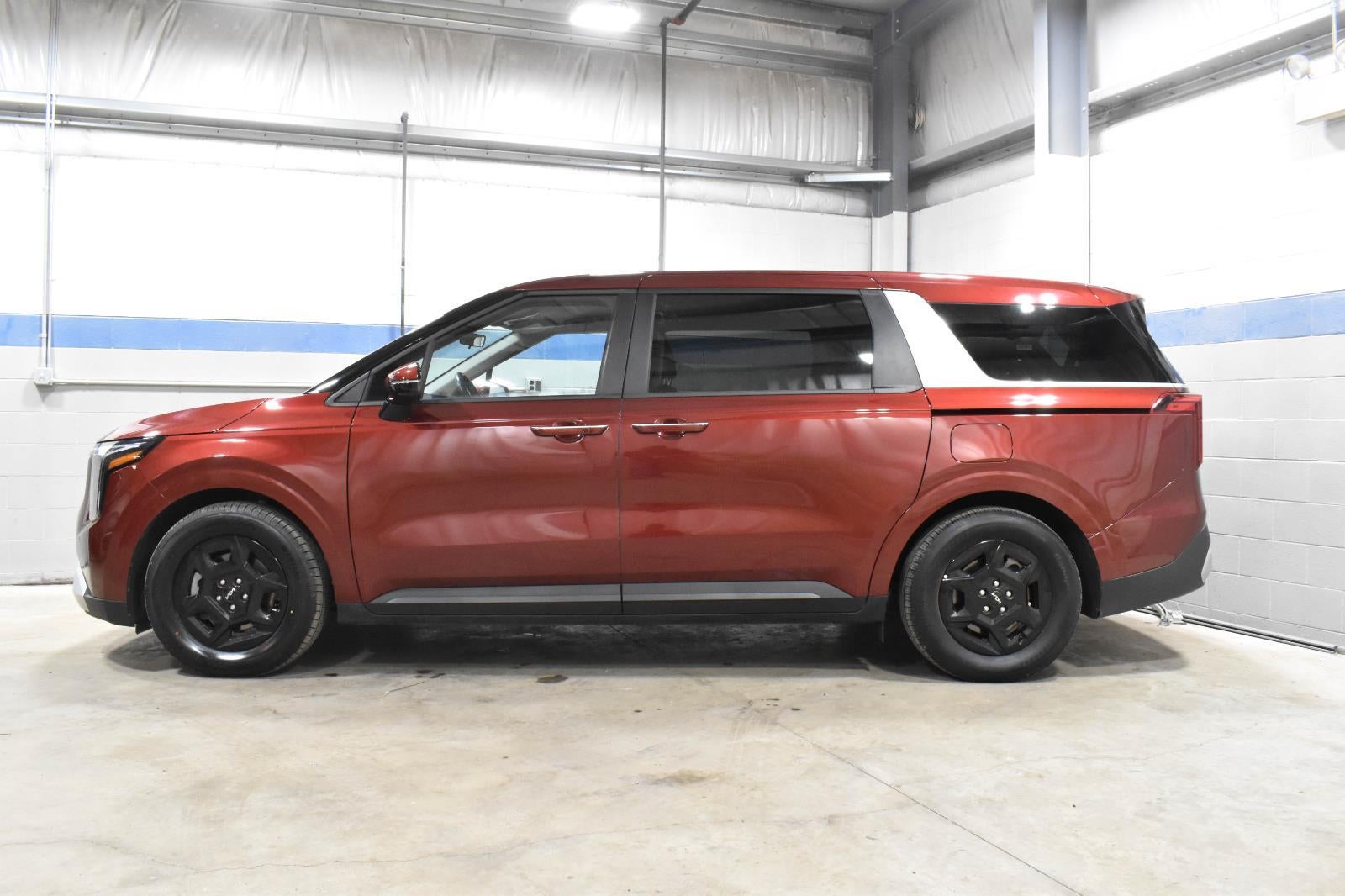 2025 Kia Carnival LXS