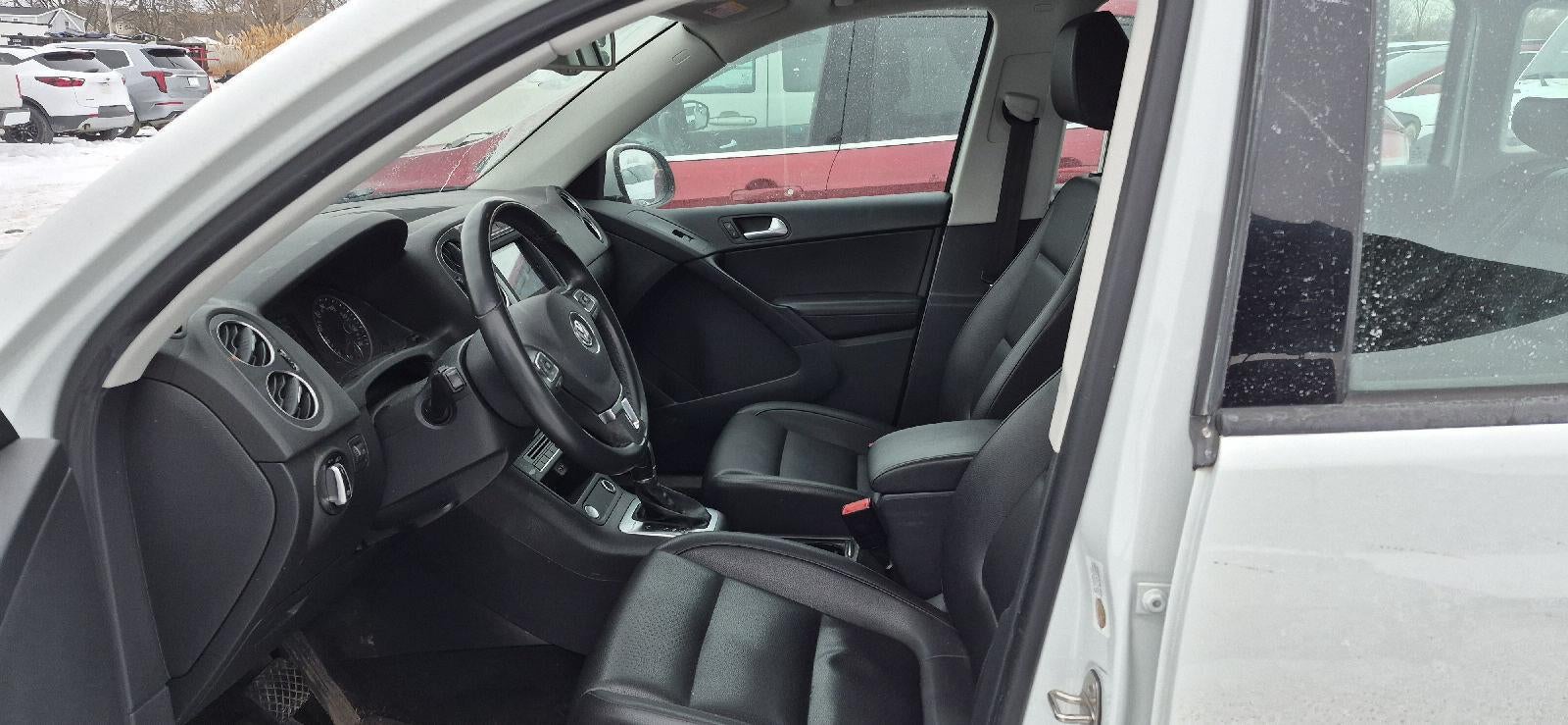 2016 Volkswagen Tiguan S